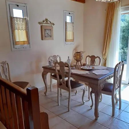 Prázdninový dům Maisonette Milokopi *